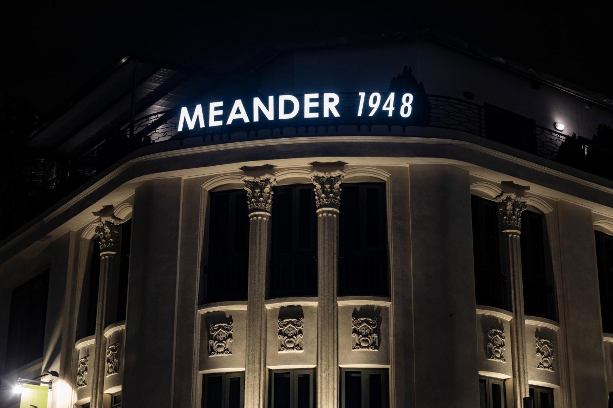 Meander 1948 Hostel Taipei Bagian luar foto